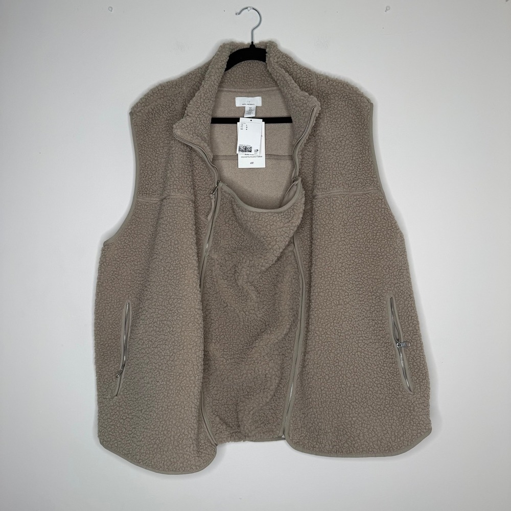NWT H&M Mama Babywearing Cover Teddy Fleece Vest Taupe Maternity Women Size L